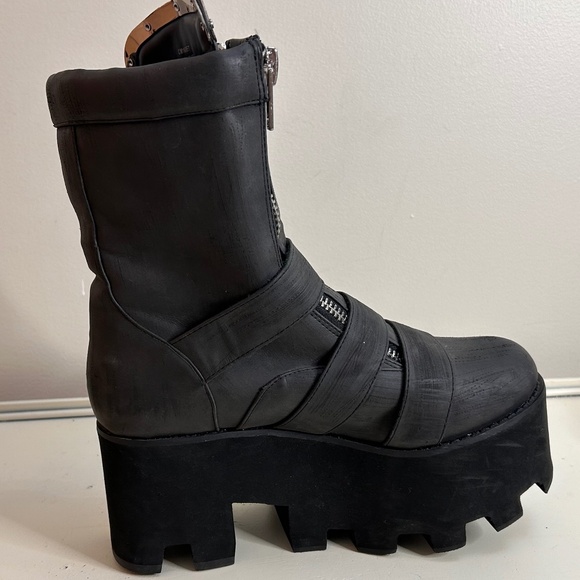 CURRENT MOOD MADE IN HELL DOLLS KILL GOTH BLACK CHUNKY HEELPLATFORM BOOTS SIZE 8 - Picture 9 of 11